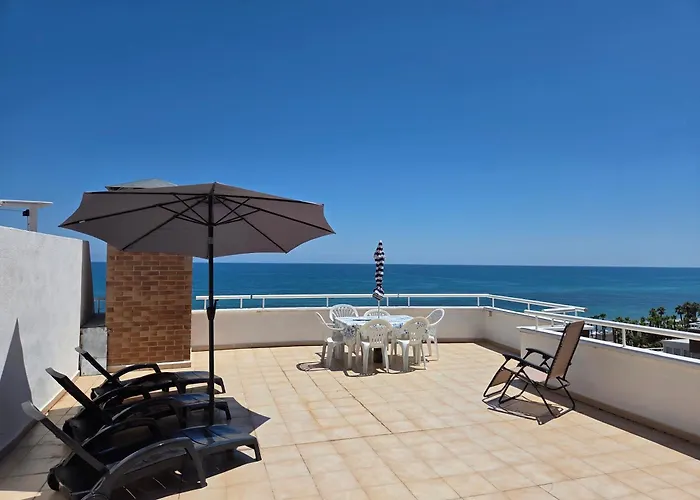 Acapulco 3 Frontal アパート オロペサ・デル・マール